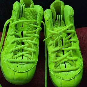 Eye catching Neon Foamposite